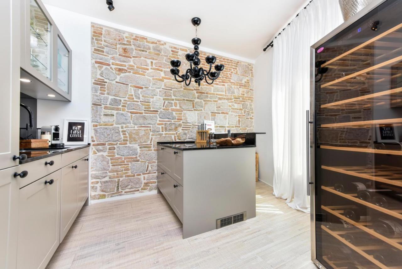 Luxury Apartment Sunce Ровинь Экстерьер фото